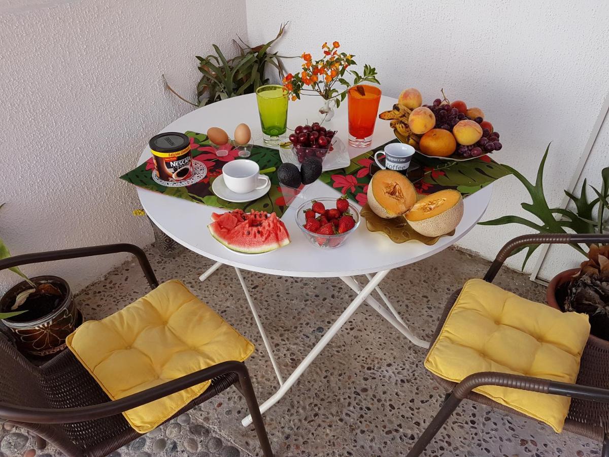 Aparthotel Carmona Ла-Серена Номер фото
